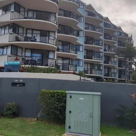Ocean Courtyard - Beachside Unit Apartment Alexandra Headland Exterior photo
